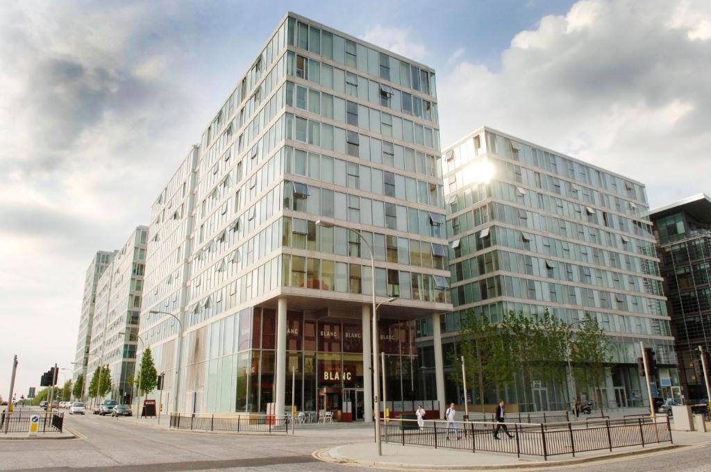 City Stay Apartments - Hub Milton Keynes Exterior photo